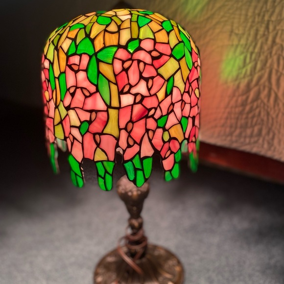 Tiffany Style Reproduction Lamp Shade Only - Picture 1 of 12